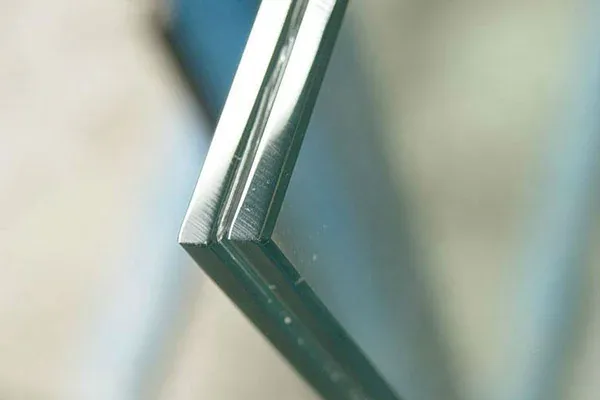 Acoustic glass sealed unit reducing outside noise
