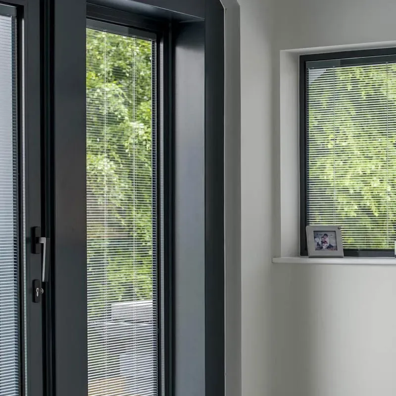 Integral blinds sealed inside a glass unit