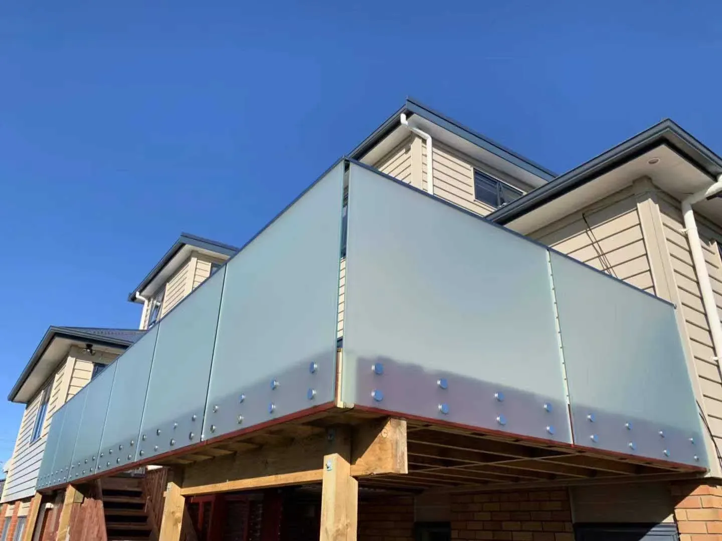 Frameless Juliet balcony glass