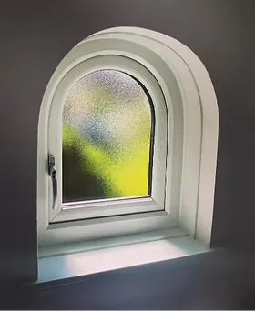 Triangular shaped glazing